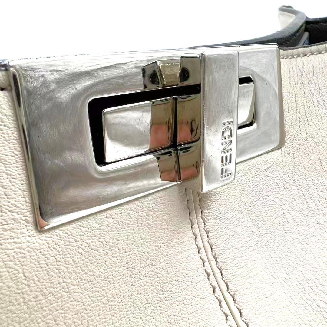 FENDI ピーカブー peekaboo ハンドバッグ